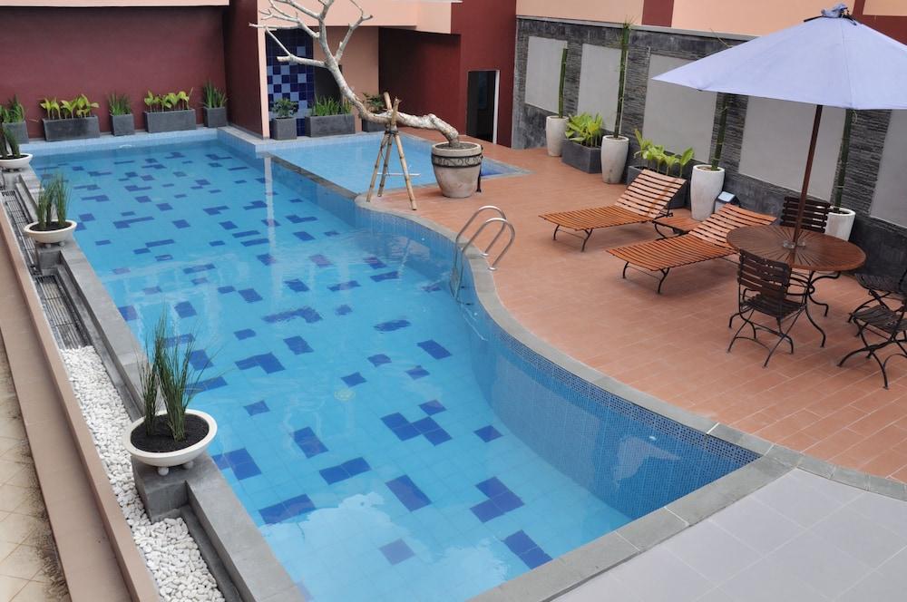 Abadi Hotel Malioboro Yogyakarta By Tritama Hospitality מראה חיצוני תמונה