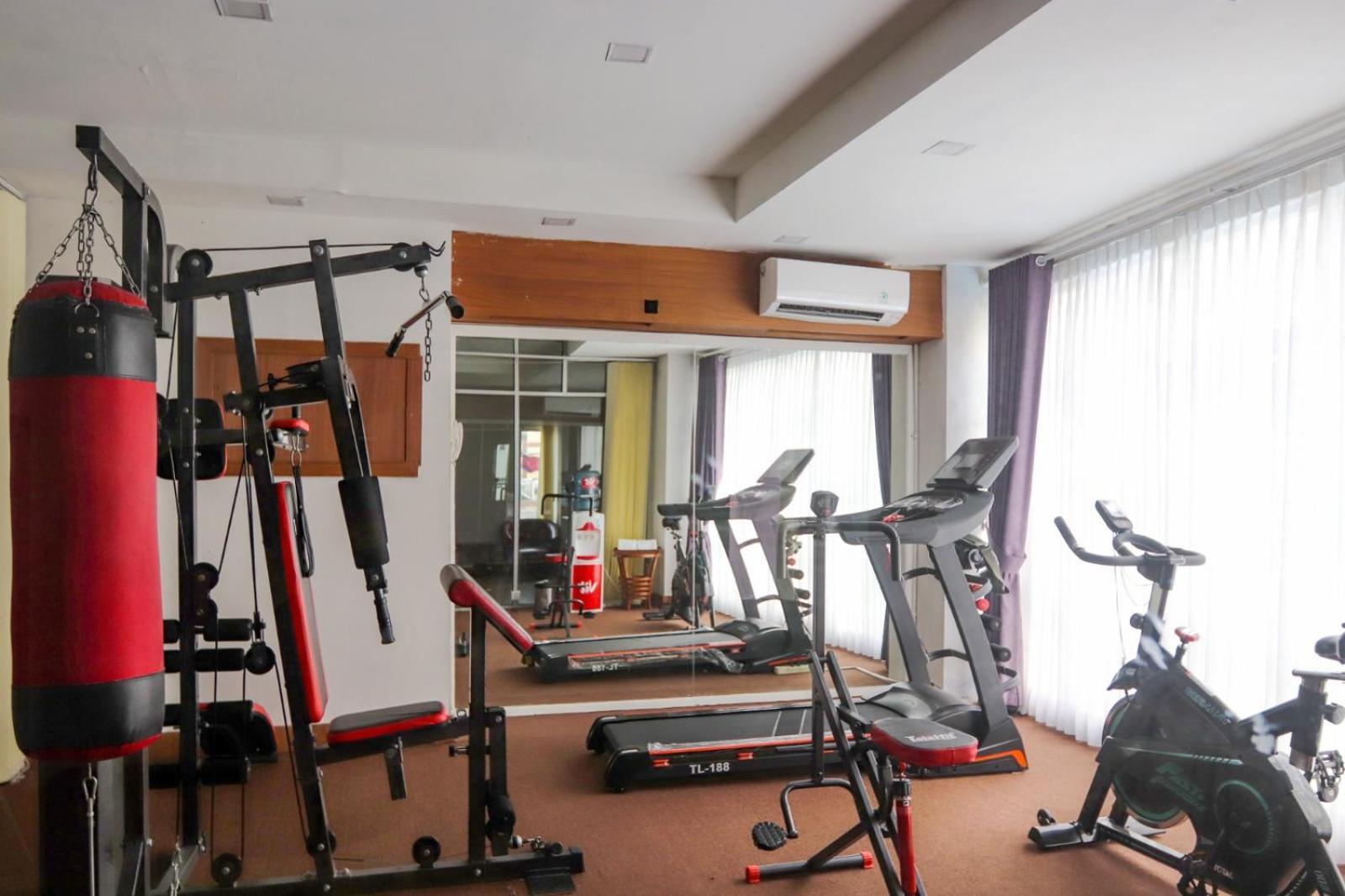 Abadi Hotel Malioboro Yogyakarta By Tritama Hospitality מראה חיצוני תמונה