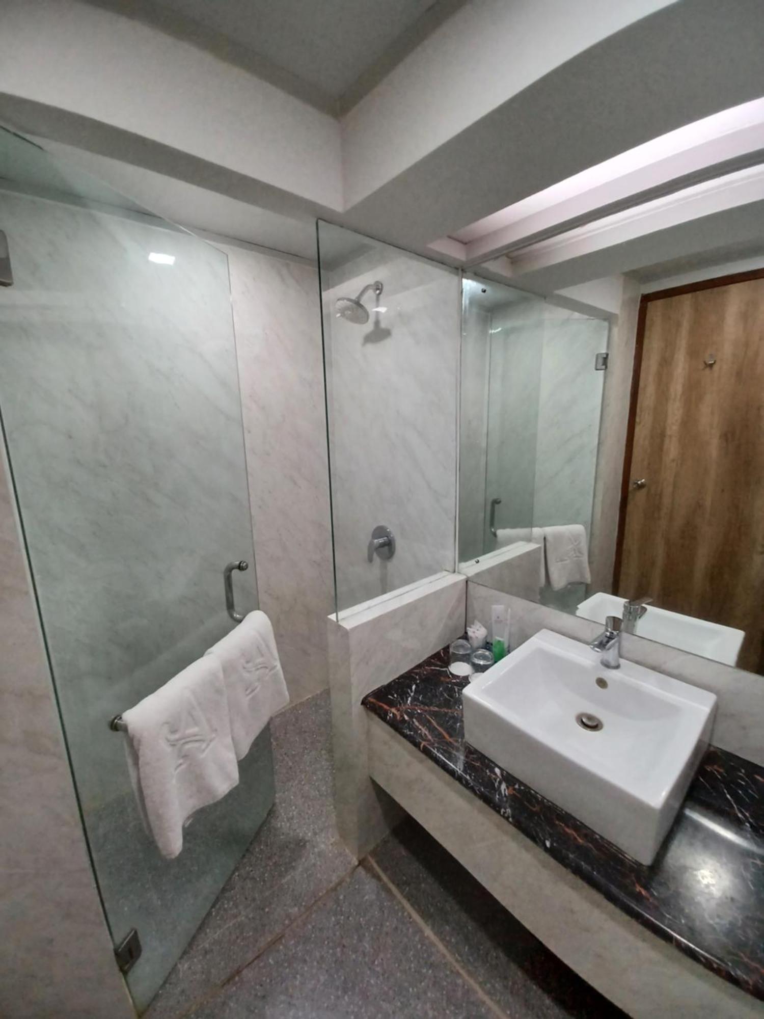 Abadi Hotel Malioboro Yogyakarta By Tritama Hospitality מראה חיצוני תמונה
