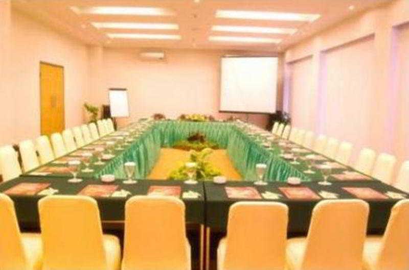 Abadi Hotel Malioboro Yogyakarta By Tritama Hospitality מראה חיצוני תמונה