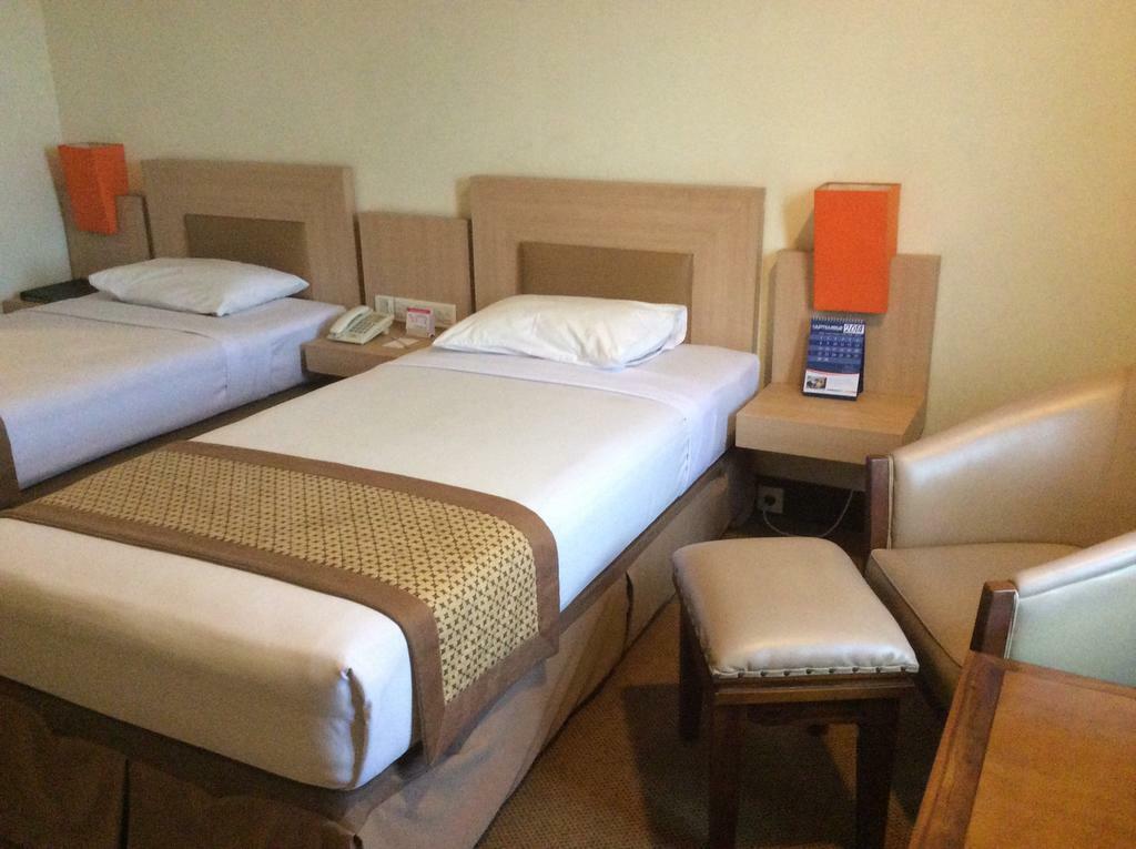 Abadi Hotel Malioboro Yogyakarta By Tritama Hospitality מראה חיצוני תמונה